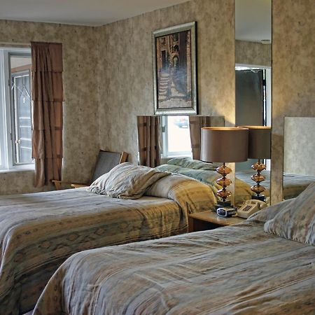 Saint-Joseph-de-Beauce Motel Bellevue מראה חיצוני תמונה